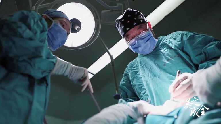 我院关于检验科纯水处理设备产品介绍会公示